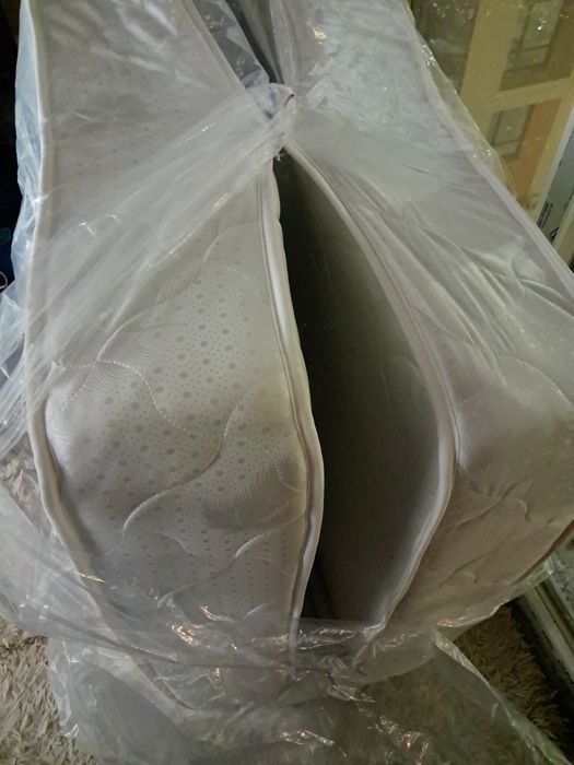 Матрас  в хорошем состоянии