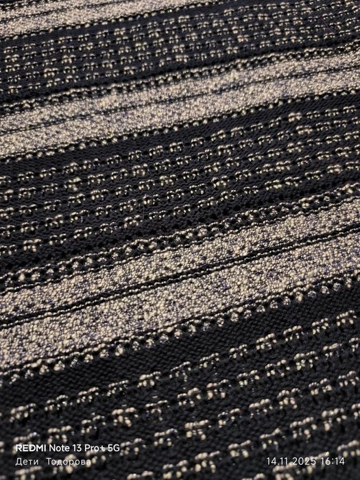 Продавам чисто нов,дамски черен пуловер без ръкави Gerry Weber.