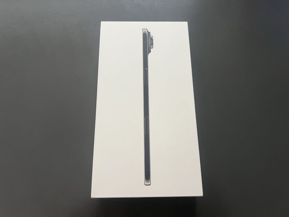 Продавам Apple iPhone 17 Air 256GB-НОВ