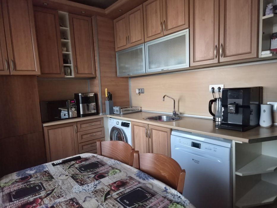 Двустаен апартамент- 63кв.м