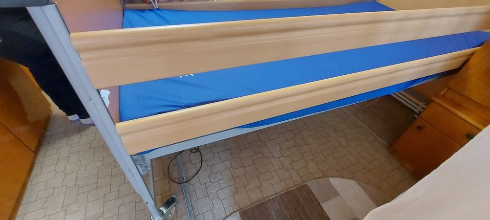 Vând pat electric Dali economic