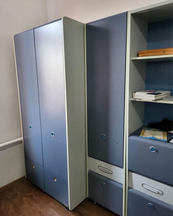 Продам шкафы