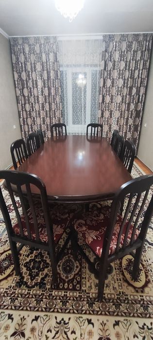 стол-1, стулья-10