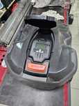 Robot de gradina pentru tuns iarba  Husqvarna