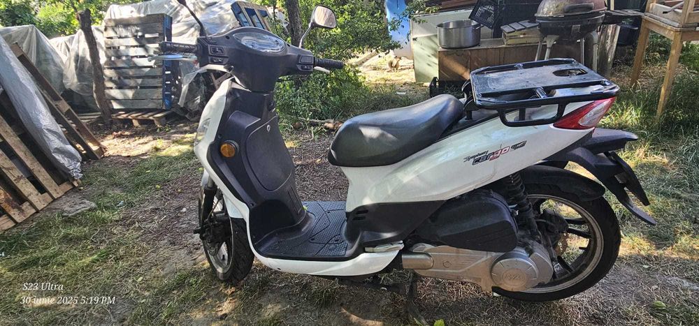 Scuter Sym Symphony Cargo din 2021 - 1750 EUR negociabil