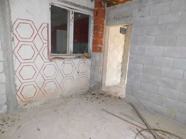 Продава се Къща в Търговище, Център - 80 кв.м за 625 €/кв.м - Снимка #2