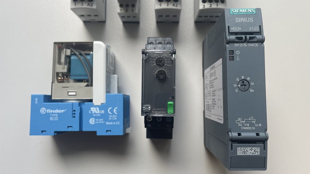 Vand diverse relee de timp, timere, temporizatoare 12-24-220 V