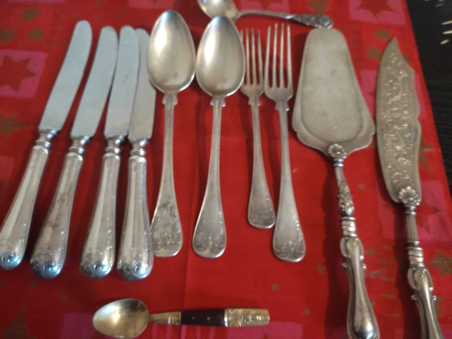 Tacâmuri argint vechi