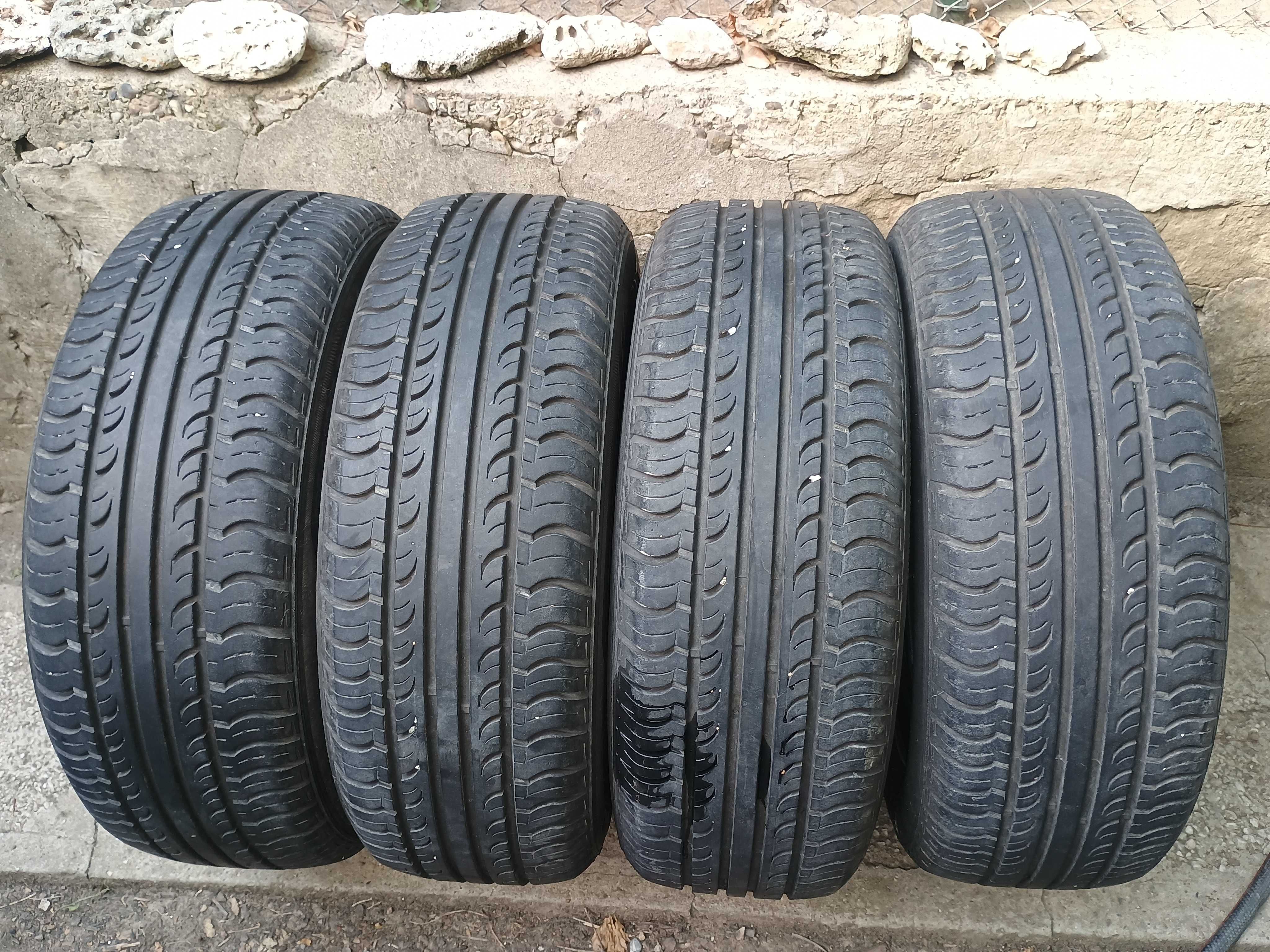 Гуми hankook 195/60/15 летни стар dot