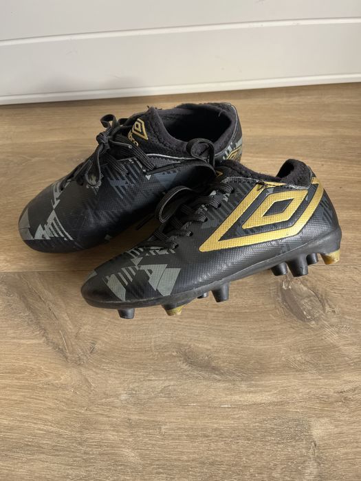 Adudasi fotbal UMBRO marimea 29,5
