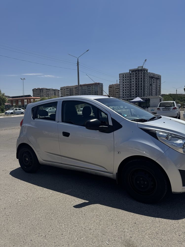 Srochna spark sotladi