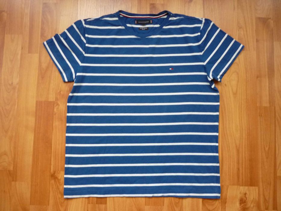 Tricouri Tommy L