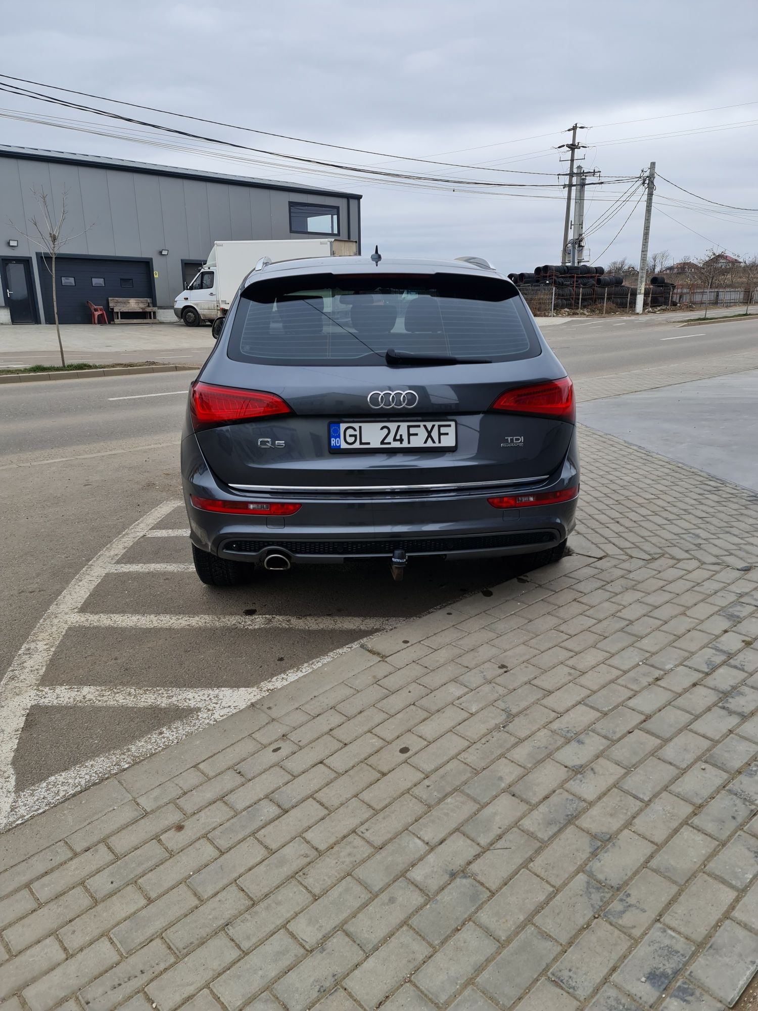 Audi Q5 s-line 190 cp