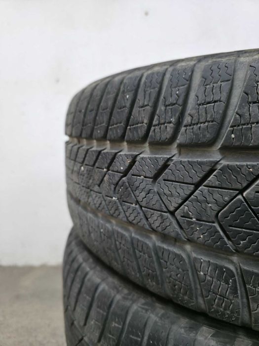 Зимни Гуми Pirelli Sottozero 3 245/45/18 XL 3 броя