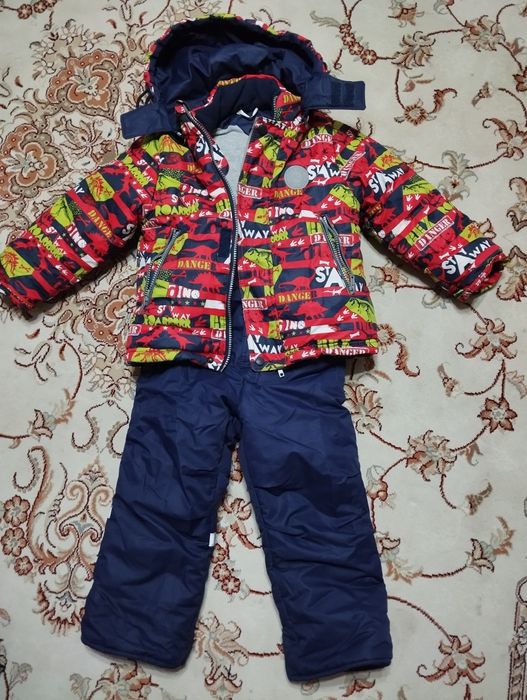 Продам зимний костюм для мальчика.