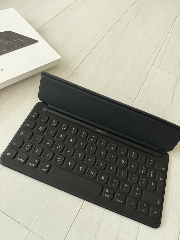 iPad Smart Keyboard