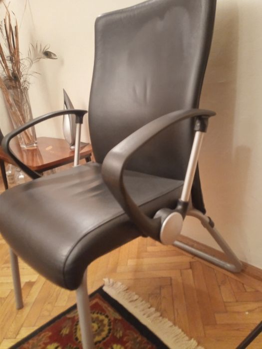 De vînzare scaun birou fix in stare perfectă