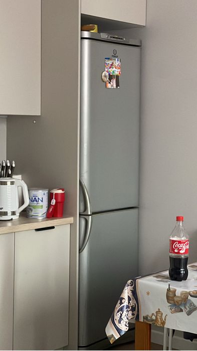 Продается холодильник