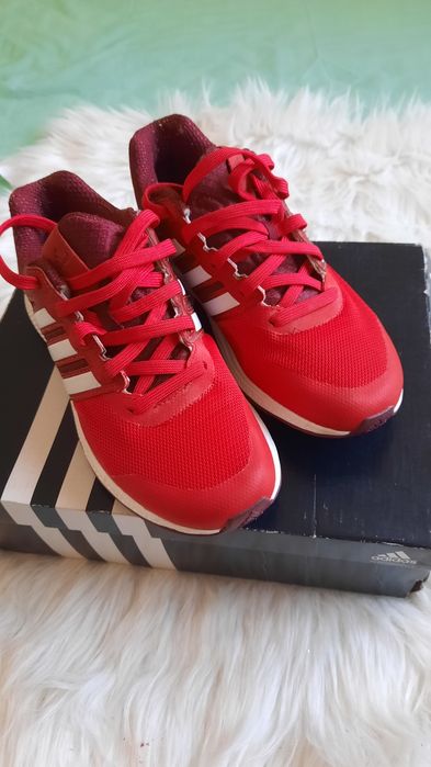 Adidasi Adidas, numar 35.5