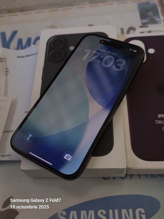 Apple iPhone 16 -128 GB Black / Garantie extra 3 ani