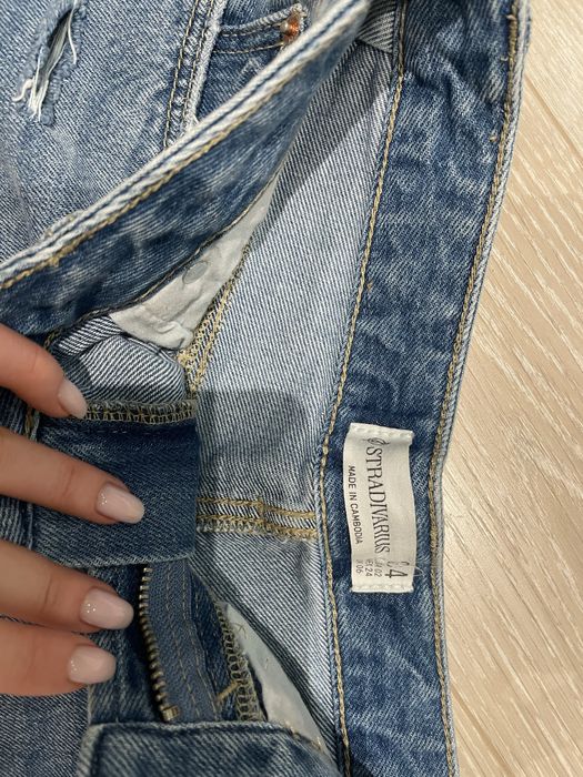 Къси панталонки stradivarius 34