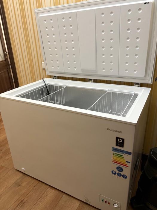 Продам Морозильник