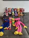 Vand plusuri Fnaf si Poppy play time