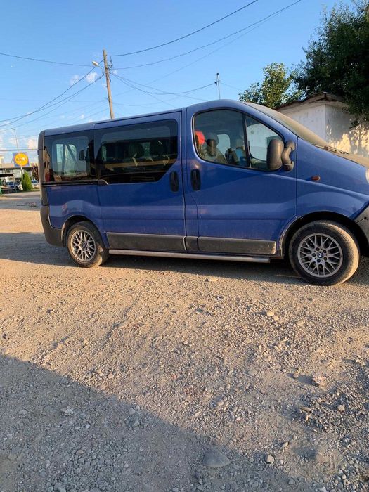 DE VANZARE URGENT duba opel vivaro