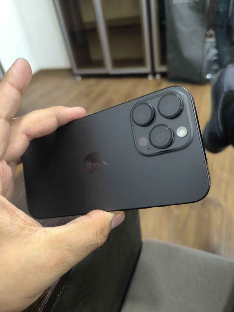 iPhone 16 pro max (Amerika)