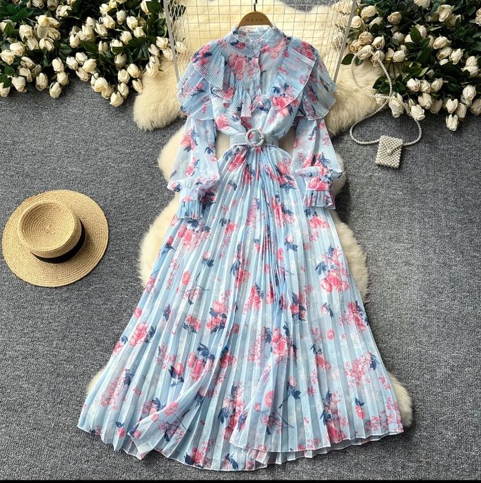 Новое платье срочно продам