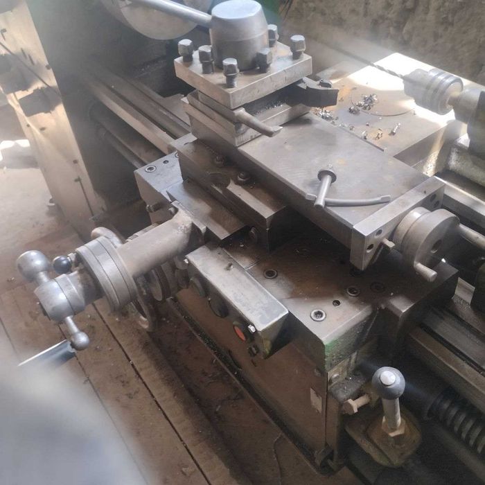 Токарные станок сотилади (модель 16Б20П.070)