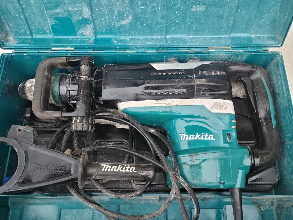 Ciocan demolator picamer Makita hr5212c Japonia