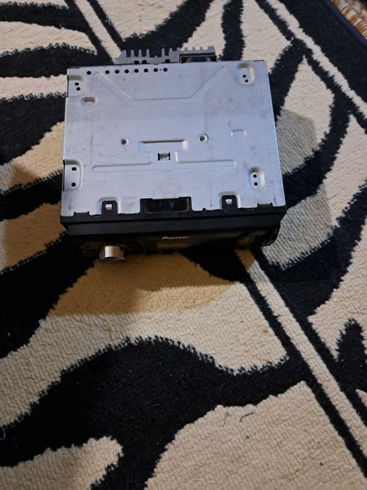 Pioneer- автомобилно радио