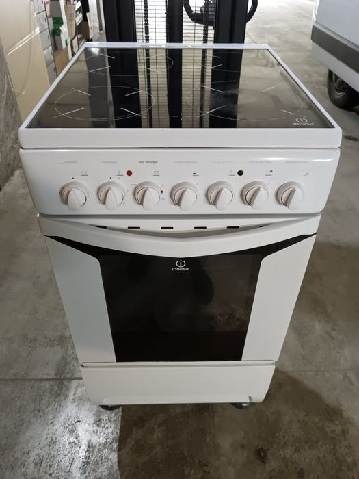 Готварска печка Indesit