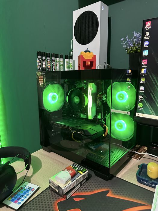 2 компютъра и xbox series S бартер