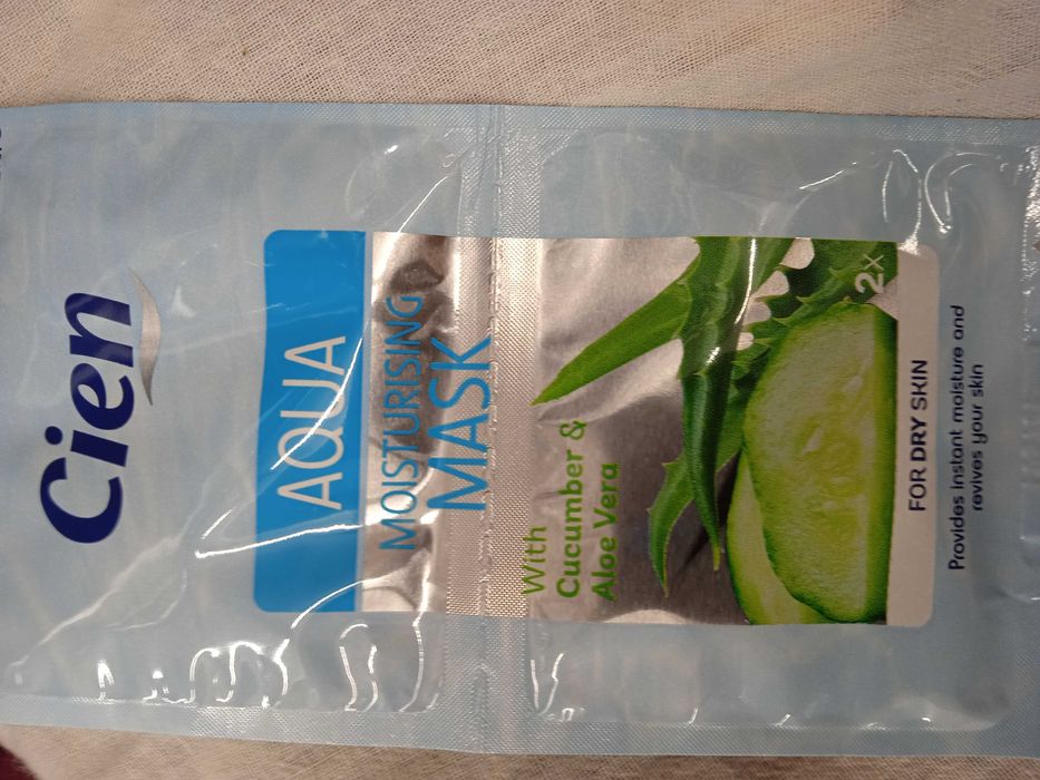 Разнообразни маски за лице