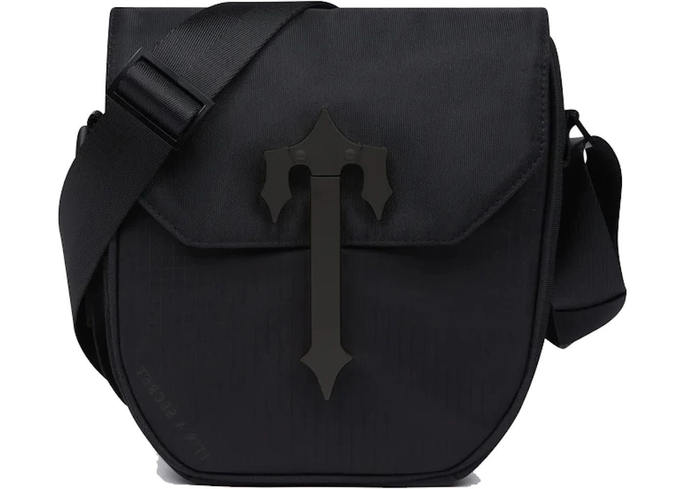 Trapstar bag оригинална директно от сайта uk.trapstarlondon.com.