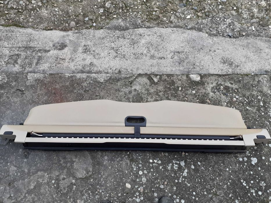 Rulou portbagaj crem cu plasa BMW seria 5 E61 kombi,an 2004 - 2010