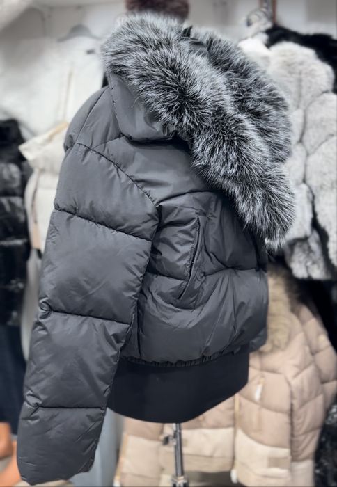 Geaca scurta cu blana detasabila