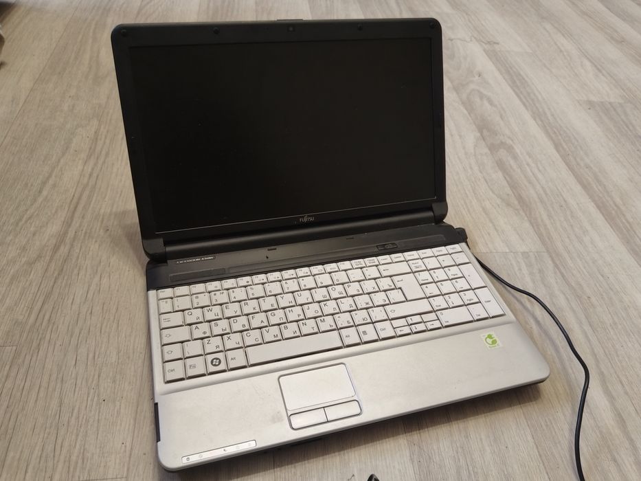 Продам ноутбук core i5 2.4