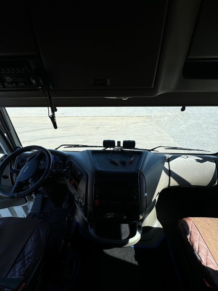 Cap tractor DAF FT XF105