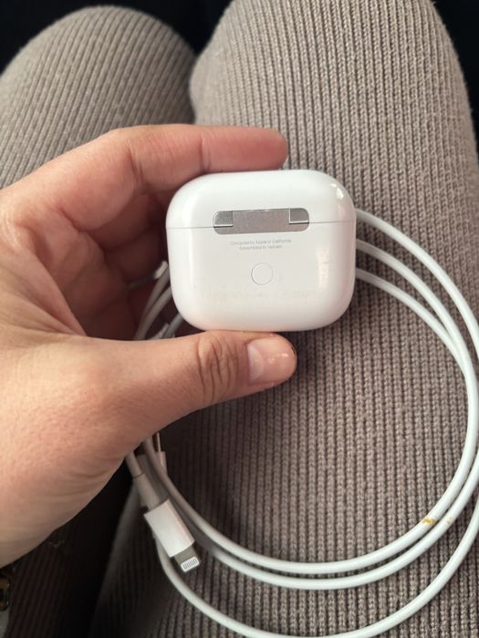 Airpods iphone хорошее состояние