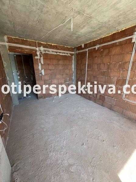 Продава се Двустаен апартамент в Пловдив, Христо Смирненски - 64 кв.м за 1118 €/кв.м - Снимка #2