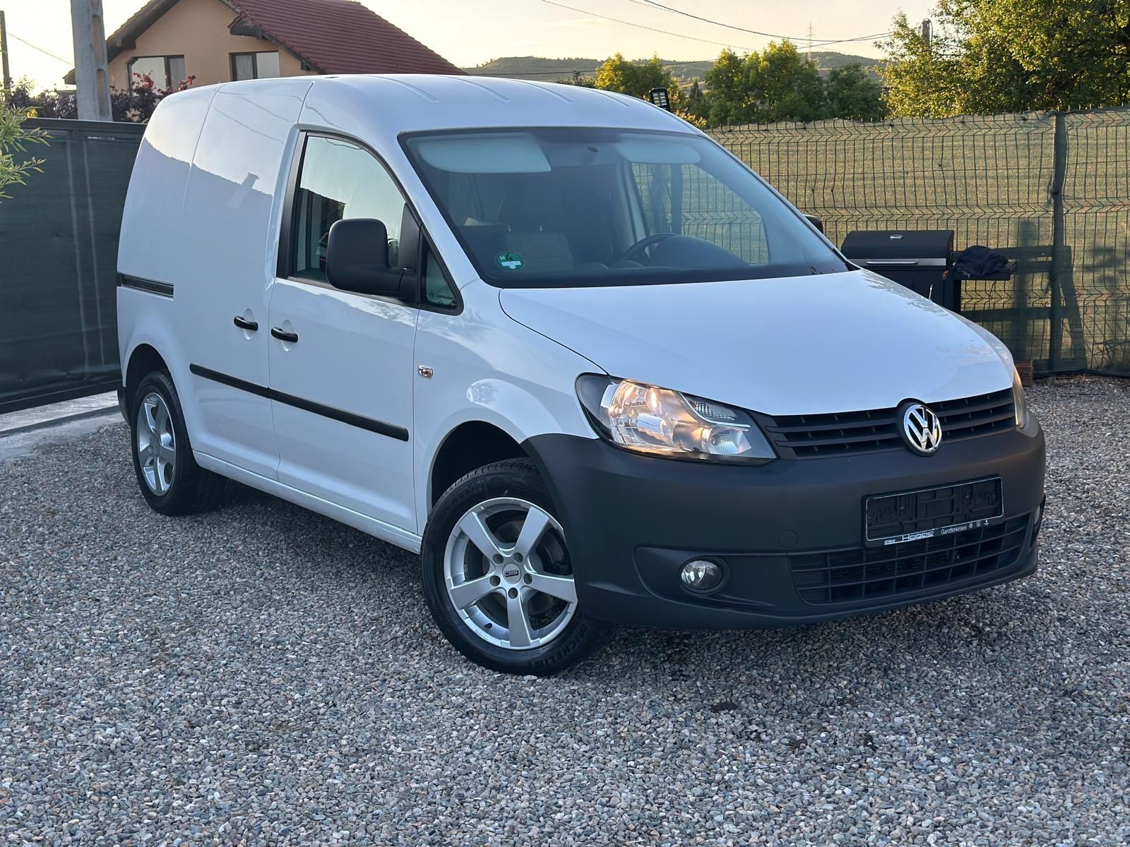 VW Caddy /diesel/Clima/Alu/impecabil