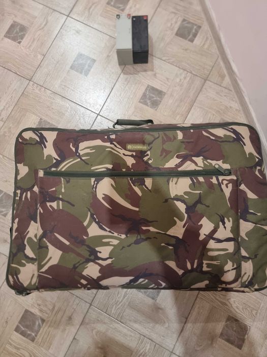 Лодка за захранка Waverunner MK4 с Toslon TF640