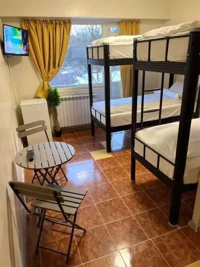 Предлагаме стаи в Хостел Работник