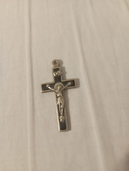 Cruciuliță.             .