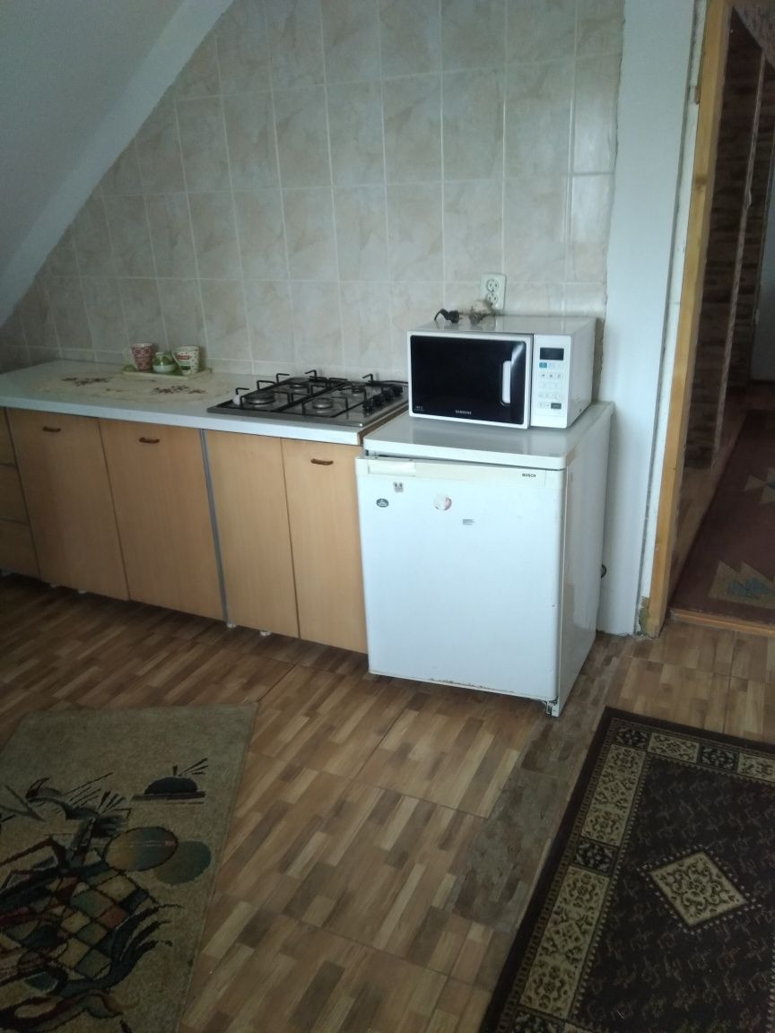 Închiriez apartament