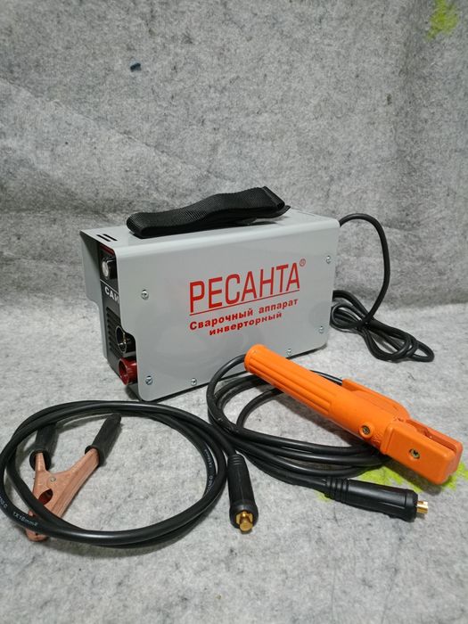 Сварочный аппарат Ресанта 250 новая