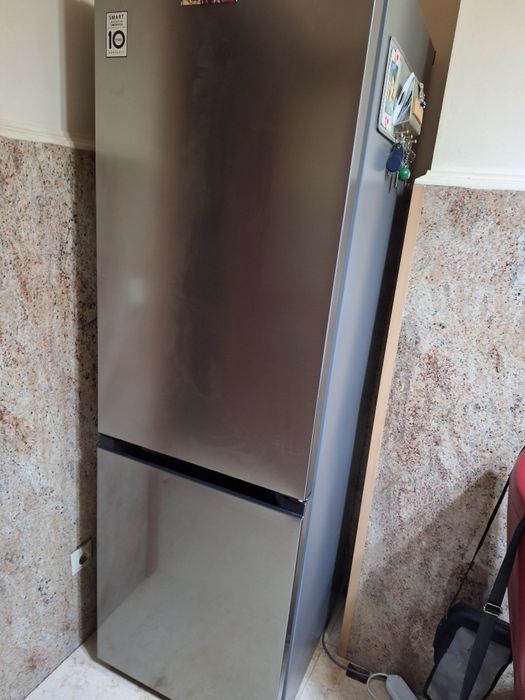 Vânzare combina frigorifica noua